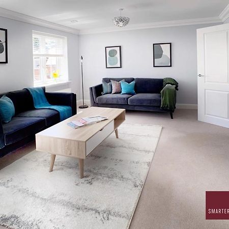 Maidenhead, Leander - 3 Bedroom - Parking & Garden Εξωτερικό φωτογραφία