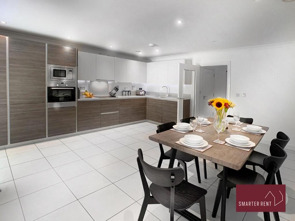 Maidenhead, Leander - 3 Bedroom - Parking & Garden Εξωτερικό φωτογραφία
